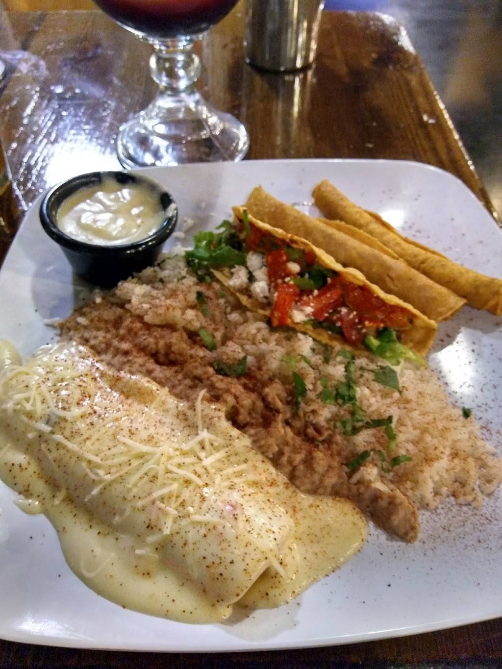 Elote Mexican Kitchen | restaurant | 12584 N Beach St, Fort Worth, TX 76244, USA | 8177413600 OR +1 817-741-3600