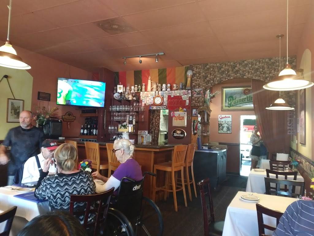 D Js Bistro | restaurant | 1825 Sutter St #C, Concord, CA 94520, USA | 9258253277 OR +1 925-825-3277