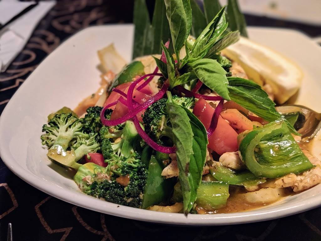 thairoomgrand | restaurant | 861 York Mills Rd #9, North York, ON M3B 1Y2, Canada | 4164447223 OR +1 416-444-7223