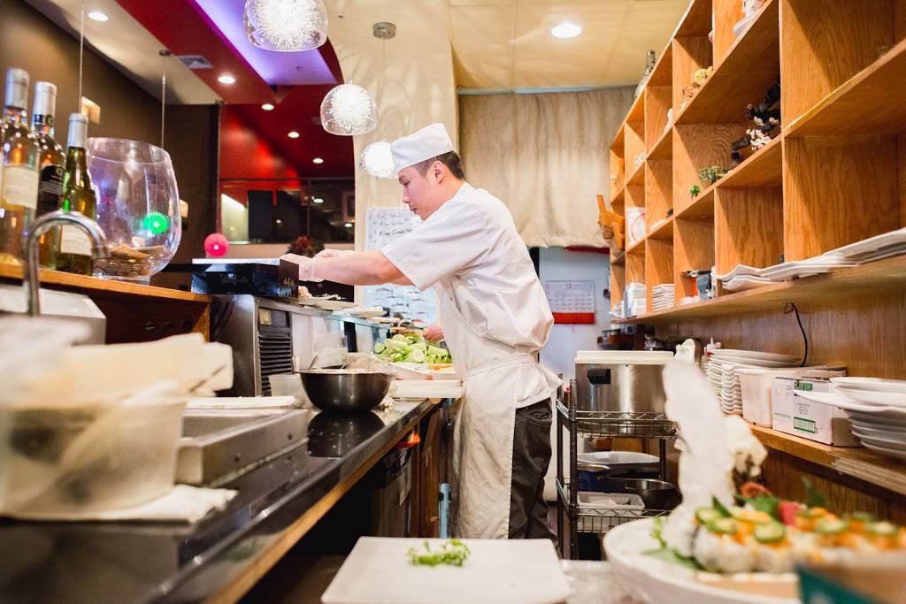 Mr. Fuji Sushi - Albany | restaurant | 1475 Western Ave, Albany, NY 12203, USA | 5182693999 OR +1 518-269-3999