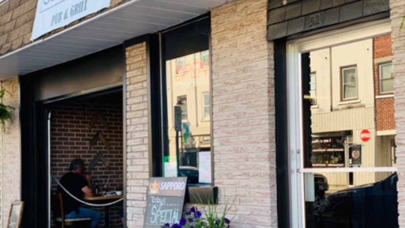 52 North Pub & Grill | restaurant | 52 Front St N, Campbellford, ON K0L 1L0, Canada | 7056533939 OR +1 705-653-3939