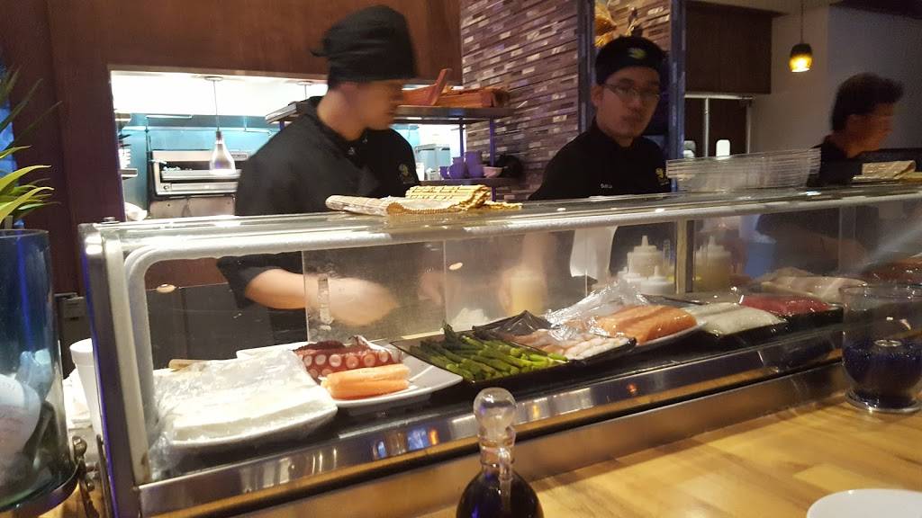 Piranha Killer Sushi | restaurant | 5801 Long Prairie Rd #870, Flower Mound, TX 75028, USA | 9725396052 OR +1 972-539-6052