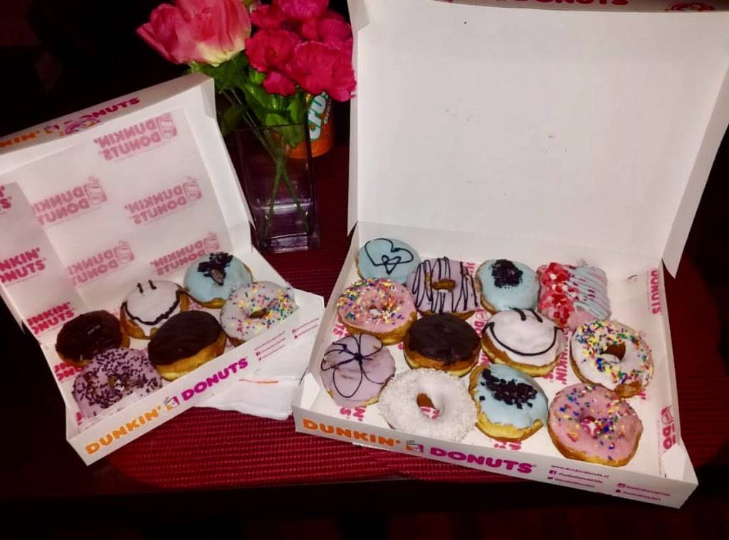 Dunkin Donuts | cafe | 500 West Roosevelt Road #8, Chicago, IL 60607, USA | 3127650199 OR +1 312-765-0199