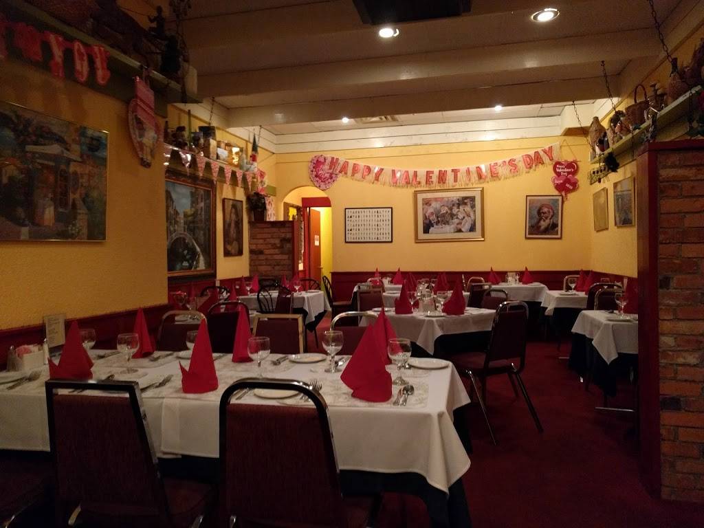 Trattoria Leonardo | restaurant | 4740 Dundas St W, Etobicoke, ON M9A 1A9, Canada | 6474902282 OR +1 647-490-2282