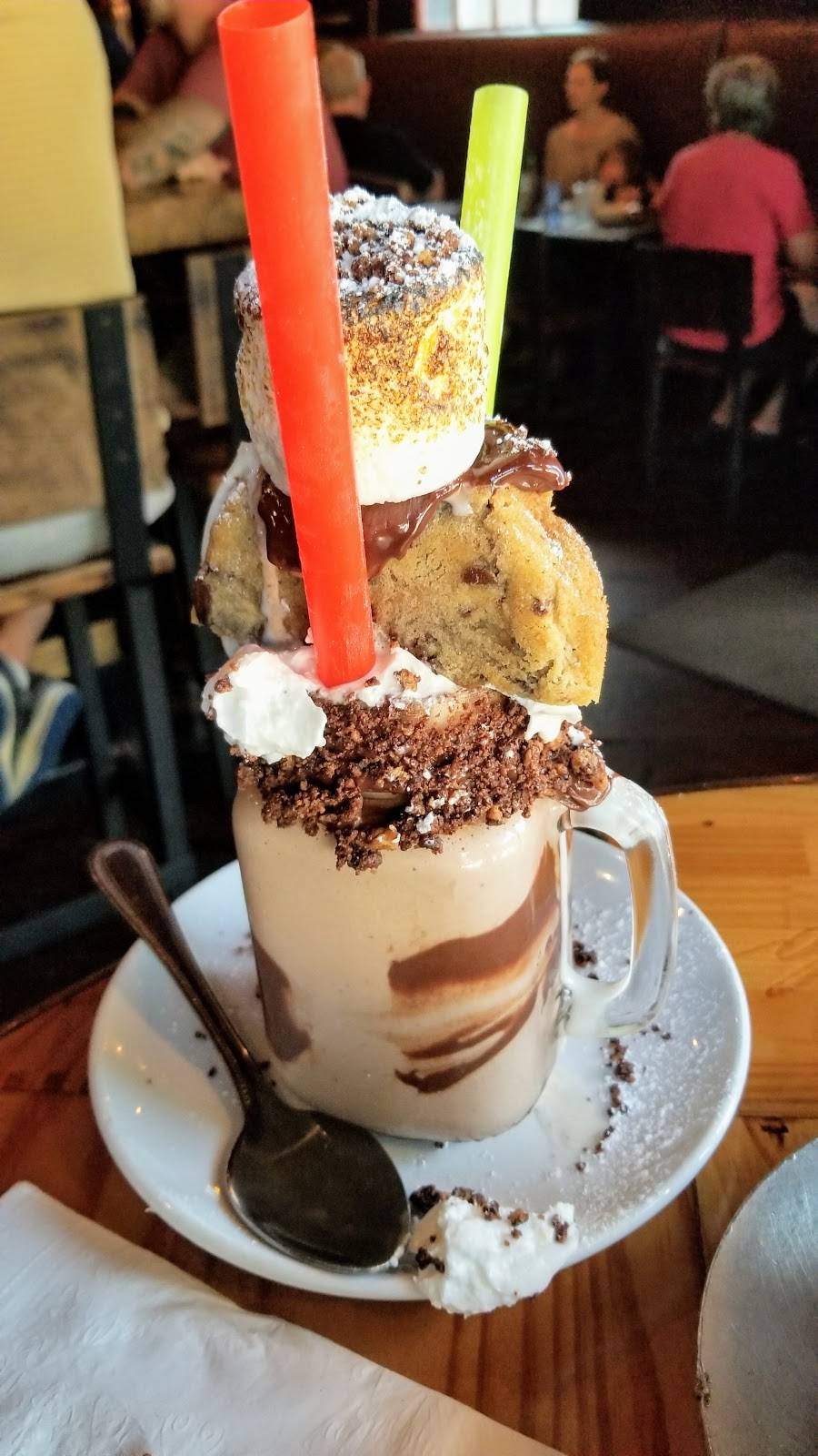 Brick & Brew | restaurant | 2138 Darby Rd, Havertown, PA 19083, USA | 4844557250 OR +1 484-455-7250