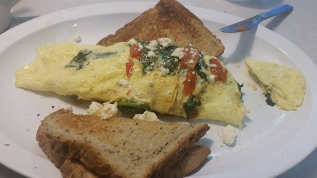 Leos Diner | restaurant | 333 N Orange Ave, Orlando, FL 32801, USA | 4074235367 OR +1 407-423-5367