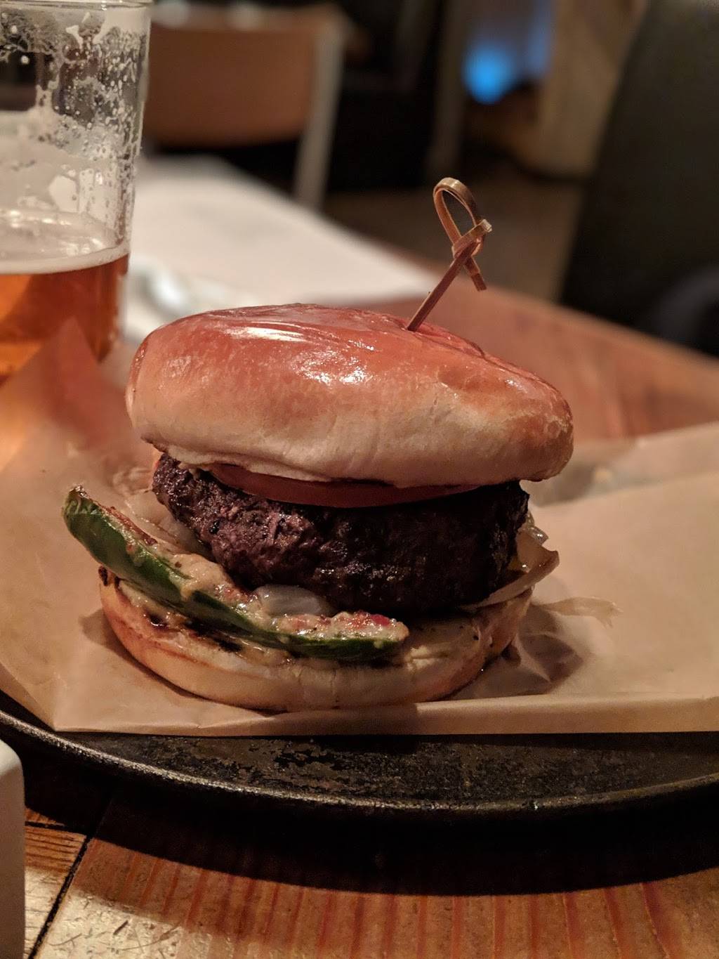 The Corner | restaurant | 8961 Adams Ave, Huntington Beach, CA 92646, USA | 7149686800 OR +1 714-968-6800