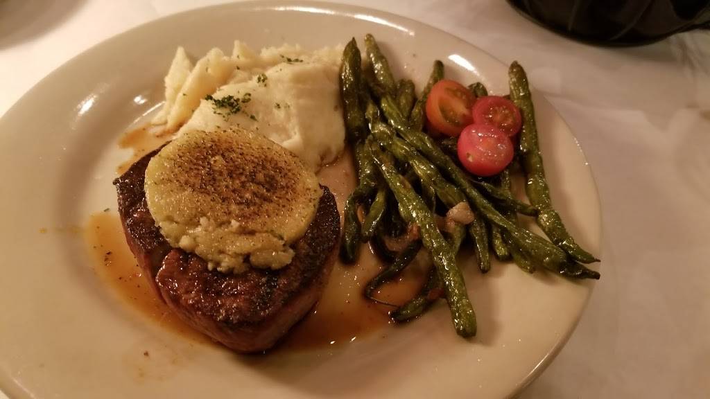 Greeley Chophouse | restaurant | 804 8th St, Greeley, CO 80631, USA | 9706738853 OR +1 970-673-8853