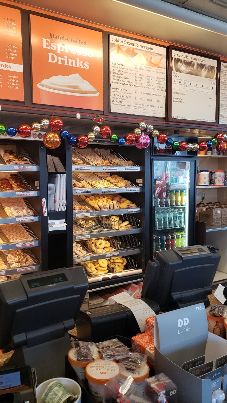 Dunkin | bakery | 579 Andover St, Lawrence, MA 01843, USA | 9786887443 OR +1 978-688-7443