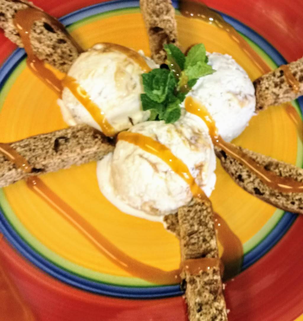 Jamaica House | restaurant | 8307 N Ivanhoe St, Portland, OR 97203, USA | 5034629710 OR +1 503-462-9710