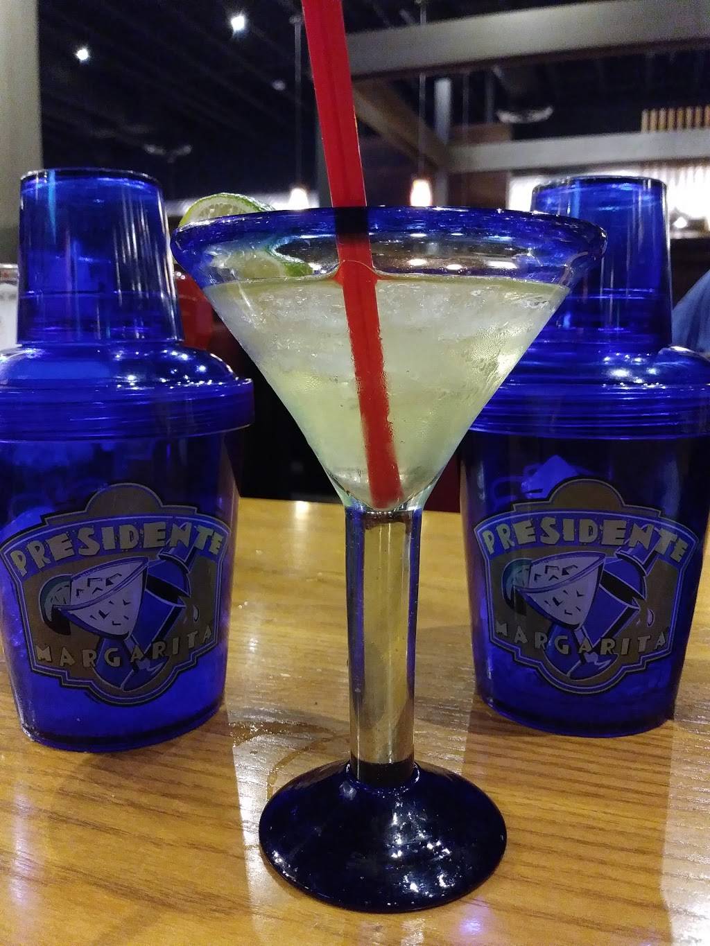 Chilis Grill & Bar | restaurant | 400 W University Dr, Tempe, AZ 85281, USA | 4809672082 OR +1 480-967-2082