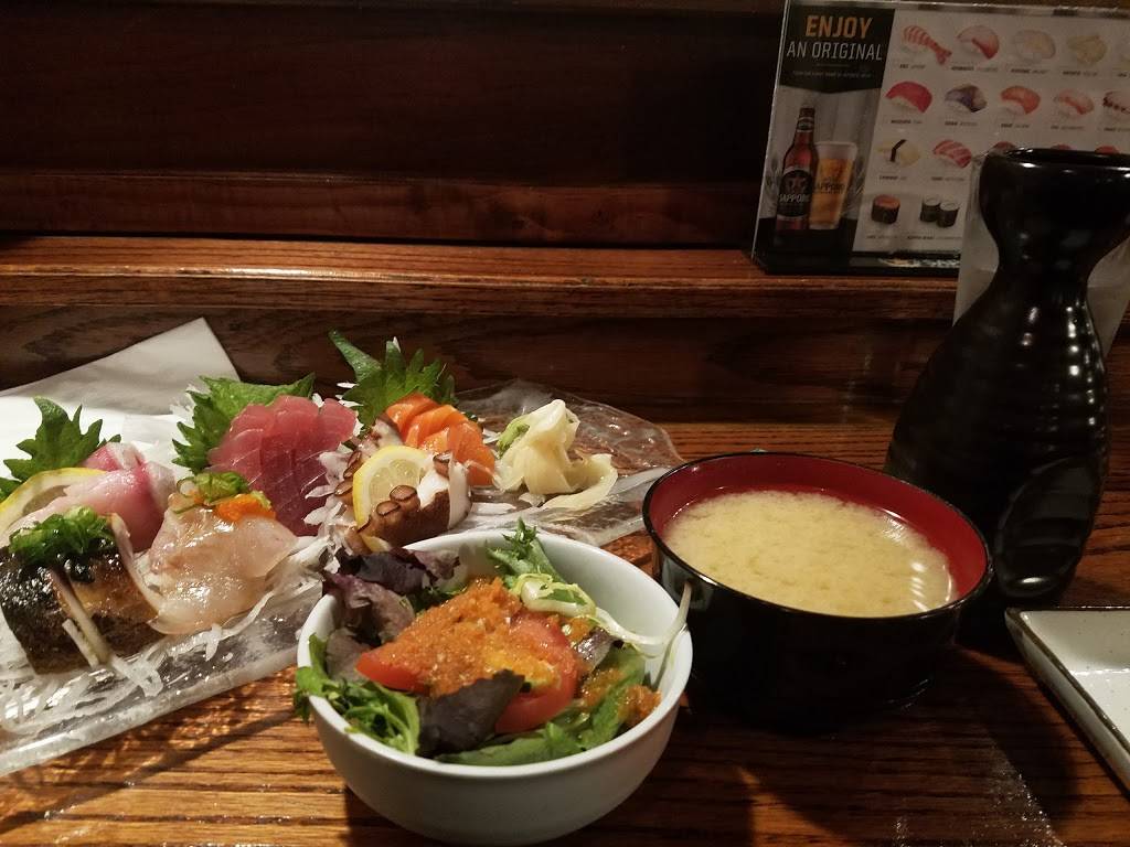 Village Sushi | restaurant | 5211 The Ave, Seattle, WA 98105, USA | 2069856870 OR +1 206-985-6870