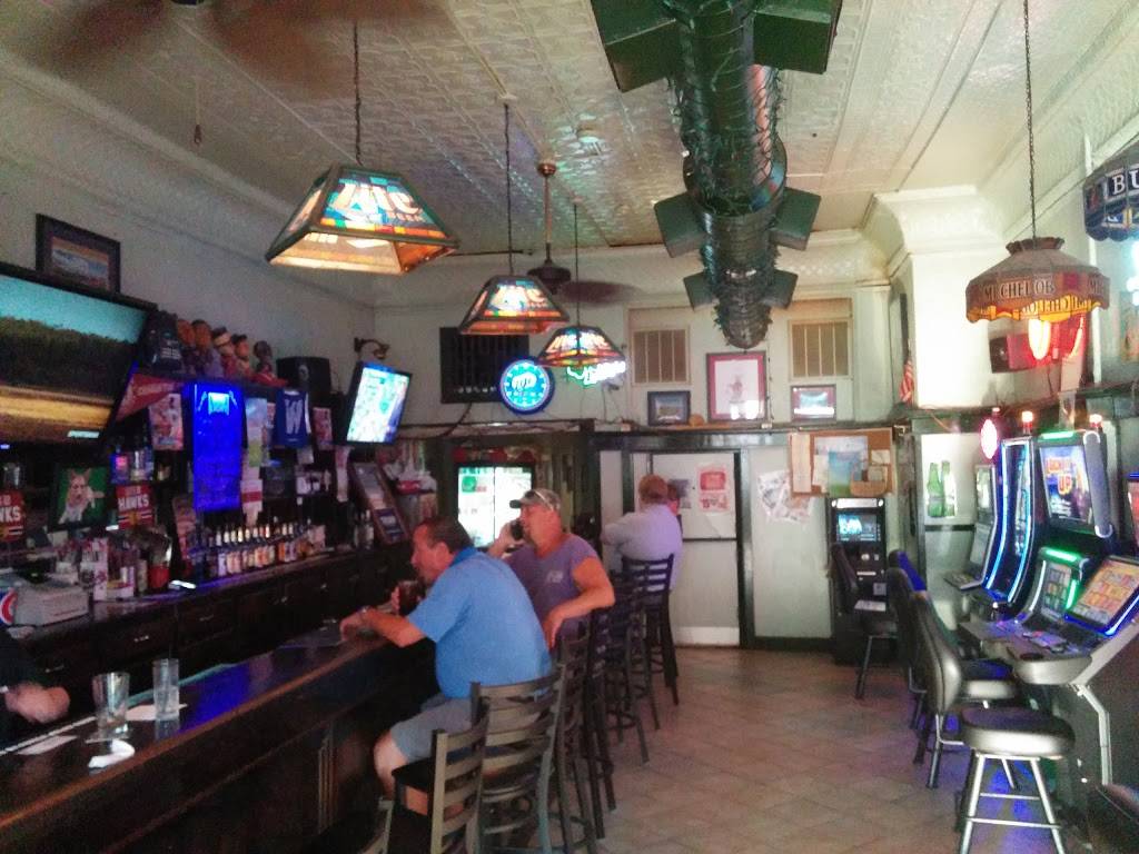 Chesters Tavern and Orsis Pizza | restaurant | 6255 S Archer Rd, Summit, IL 60501, USA | 7084581117 OR +1 708-458-1117