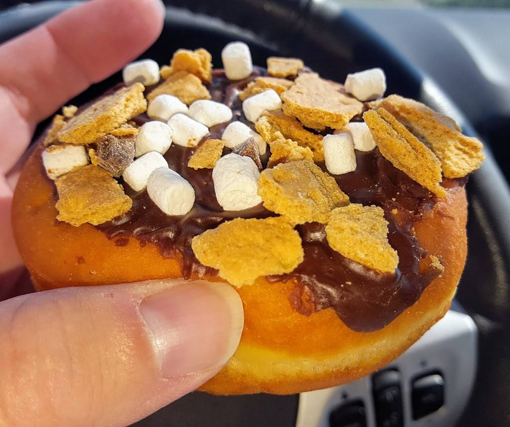 Dunkin | bakery | 3481 Elm Rd NE, Warren, OH 44483, USA | 3303725132 OR +1 330-372-5132