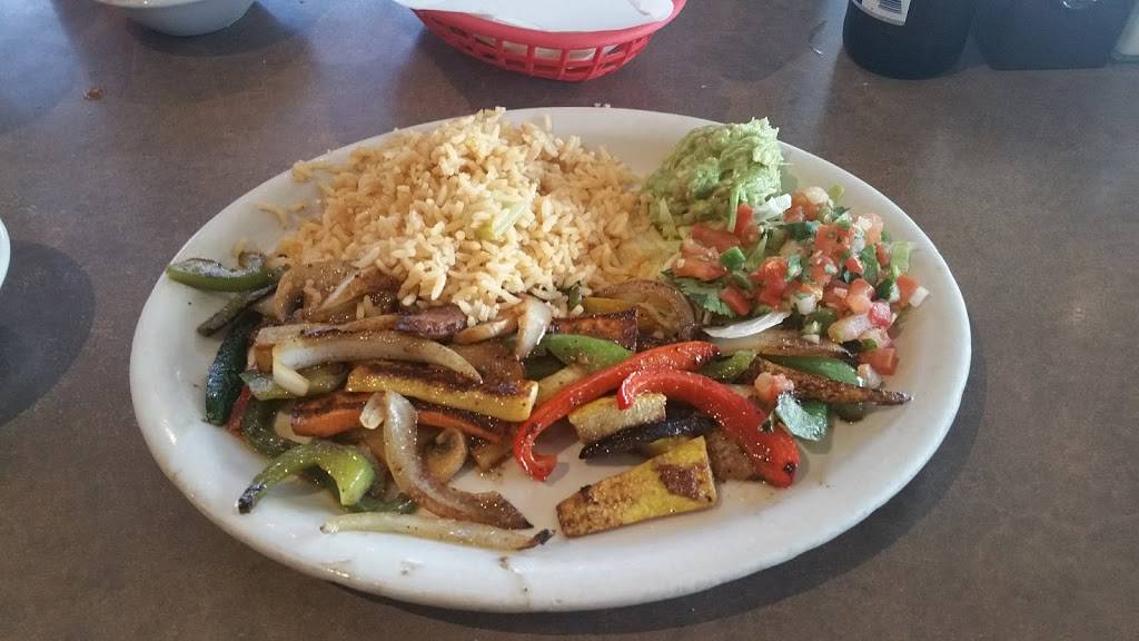 Garcias | restaurant | 1917 Dutton Dr, San Marcos, TX 78666, USA | 5123927600 OR +1 512-392-7600