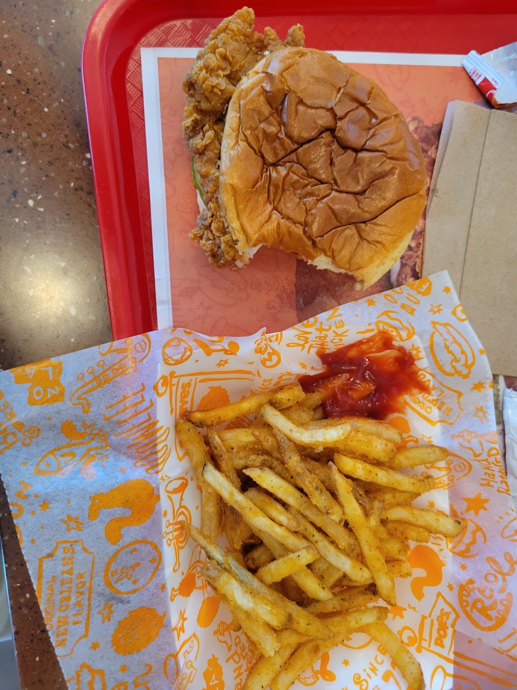 Popeyes Louisiana Kitchen | restaurant | 3716 Gulf Breeze Pkwy, Gulf Breeze, FL 32563, USA | 8505651627 OR +1 850-565-1627