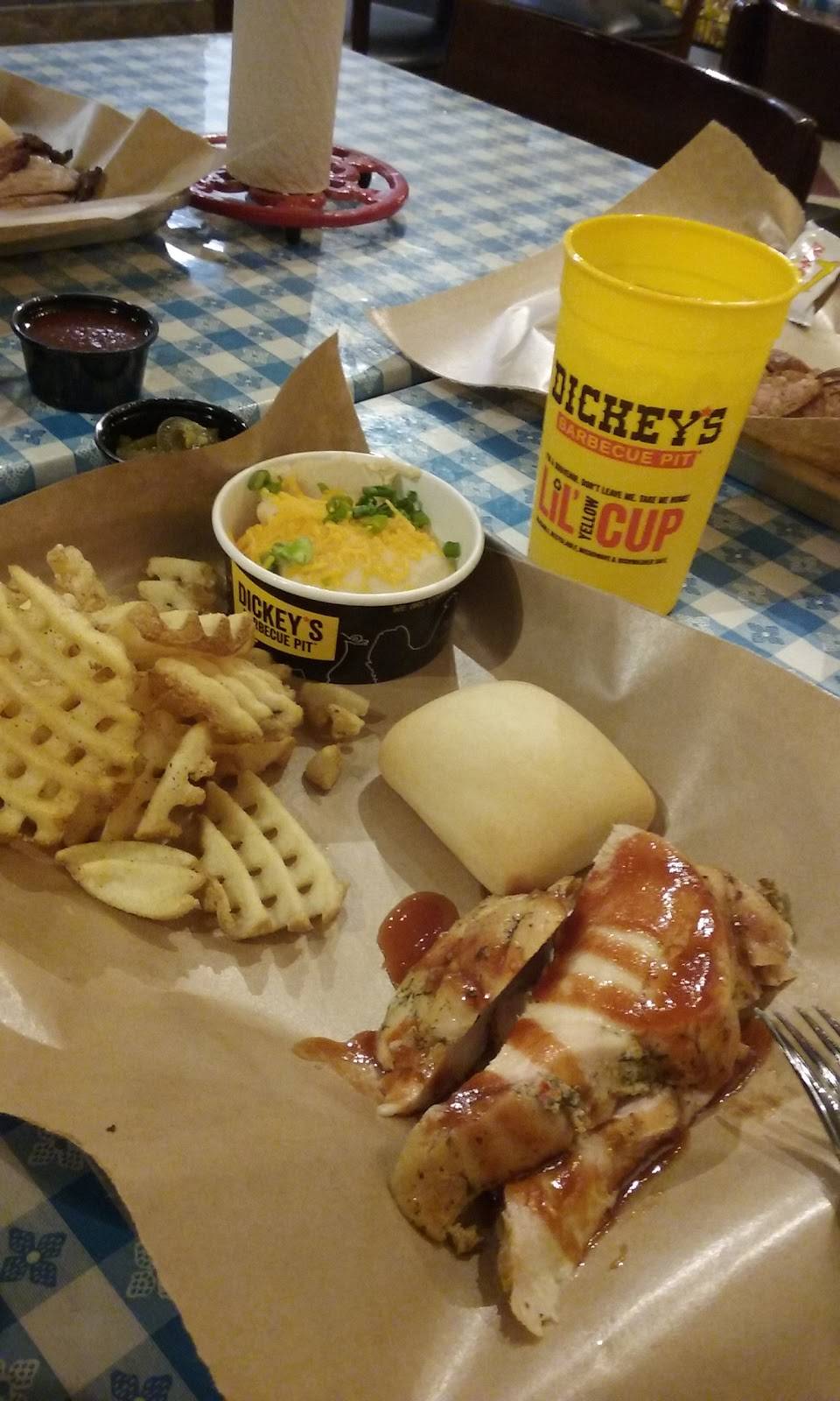 Dickeys Barbecue Pit | restaurant | 18742 Soledad Canyon Rd, Santa Clarita, CA 91351, USA | 6612510840 OR +1 661-251-0840