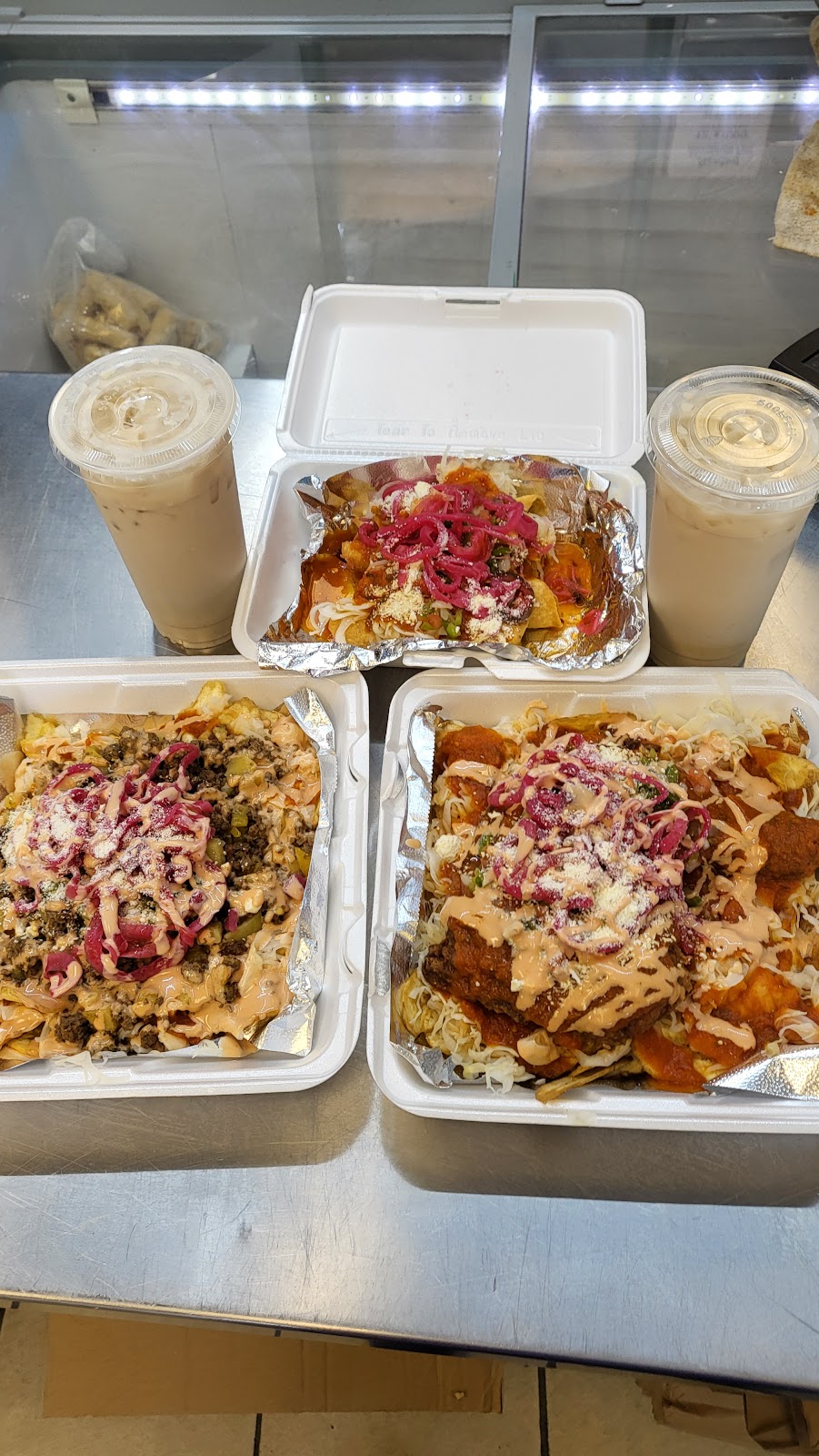 Merendero la Catracha | restaurant | 657 Lincoln Hwy E, Coatesville, PA 19320, USA | 4847845117 OR +1 484-784-5117