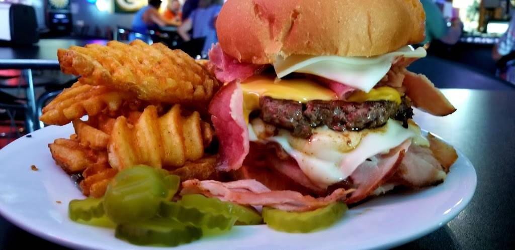 Five-O-One Sports Bar & Grill | restaurant | 501 S Washington Ave, Marshfield, WI 54449, USA | 7158981189 OR +1 715-898-1189