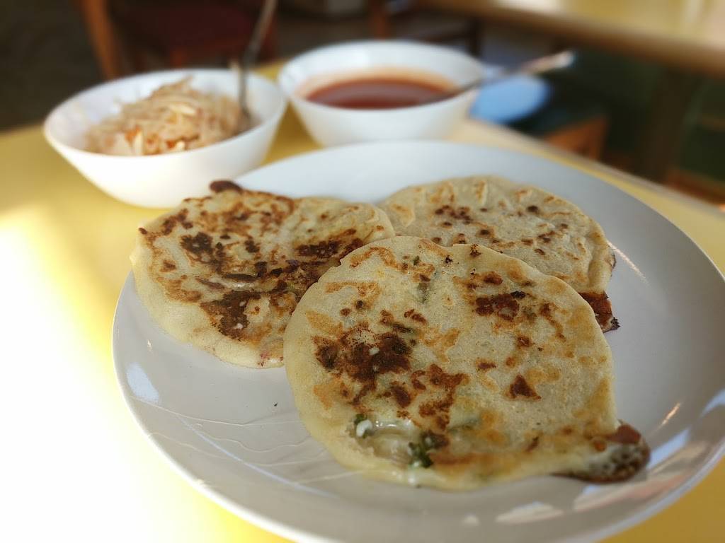 Gran Villa | restaurant | 4002 3rd Ave, Brooklyn, NY 11232, USA | 7185763924 OR +1 718-576-3924