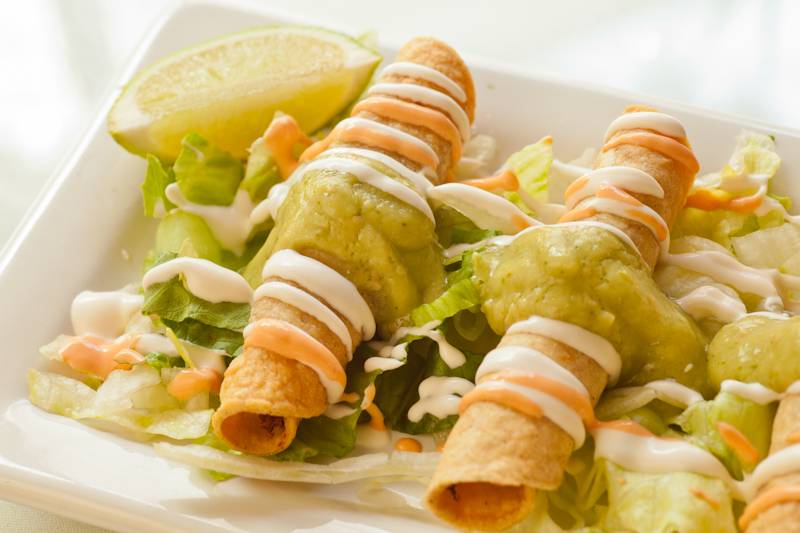 La Playa Azul Cafe | restaurant | 914 Santa Barbara St, Santa Barbara, CA 93101, USA | 8059662860 OR +1 805-966-2860