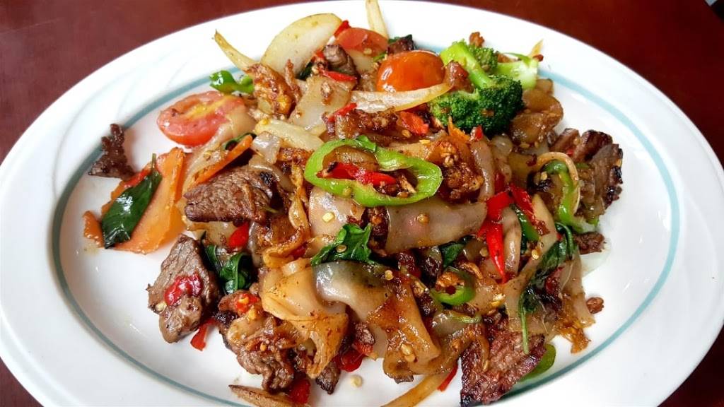 Teton Kitchen Elmwood . Asian Tapas , Bar & Sushi | restaurant | 153 Elmwood Ave, Buffalo, NY 14201, USA | 7164052599 OR +1 716-405-2599