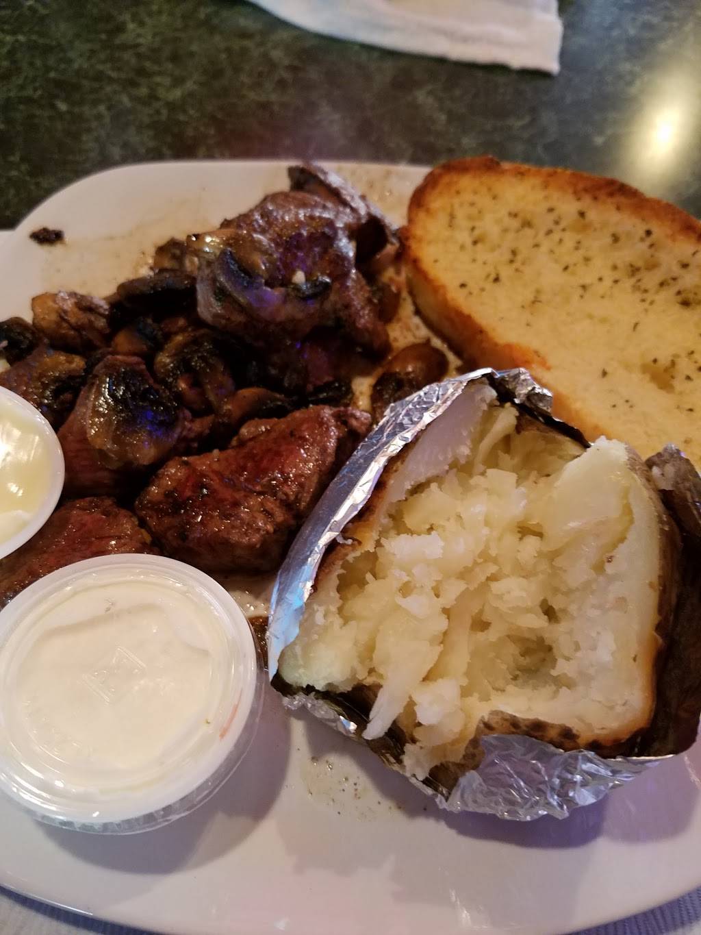 Albas Bar & Grill | restaurant | 221 S Main St, Homer City, PA 15748, USA | 7244794111 OR +1 724-479-4111