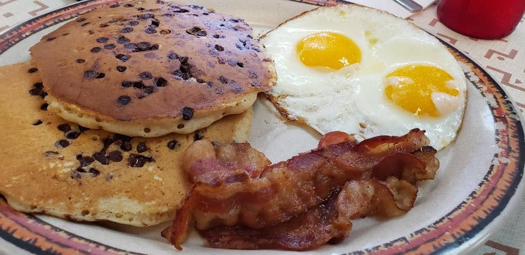 Chuck Wagon Restaurant | restaurant | 7355 Bird Rd, Miami, FL 33155, USA | 3052664979 OR +1 305-266-4979