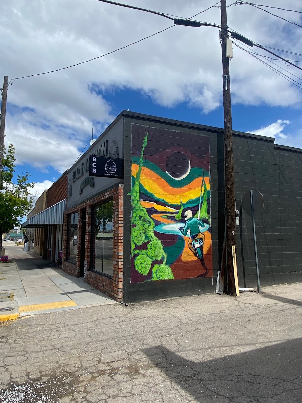 Black Canyon Brewing | restaurant | 110 N Washington Ave, Emmett, ID 83617, USA | 6506767101 OR +1 650-676-7101