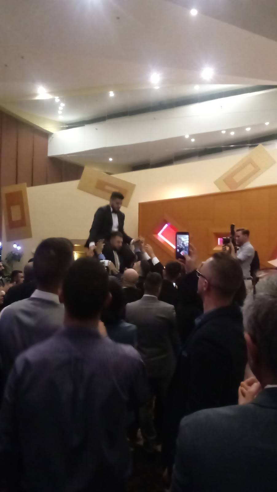 Rooks Corner | restaurant | 939 Ridge Lake Blvd, Memphis, TN 38120, USA | 9016846664 OR +1 901-684-6664