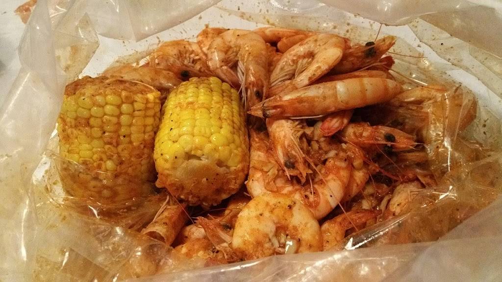 Oishii Sushi & Heartbeat KTV | restaurant | 1000 K St #200, Sacramento, CA 95814, USA | 9165578088 OR +1 916-557-8088