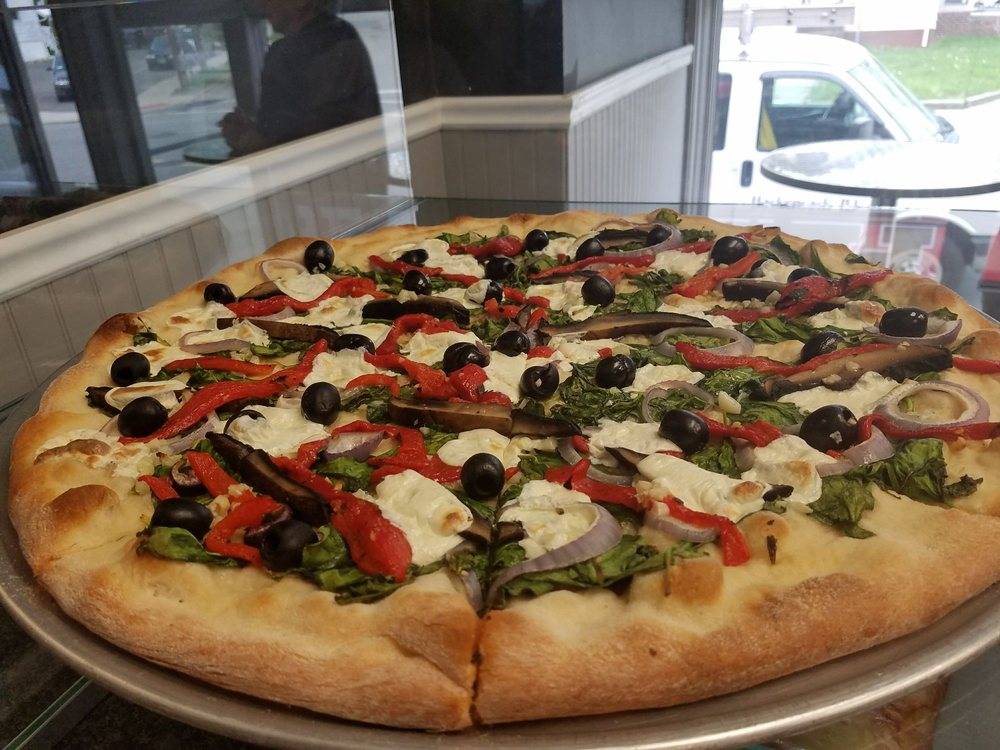 New House of Pizza | restaurant | 840 Main St, Hackensack, NJ 07601, USA | 2013421571 OR +1 201-342-1571