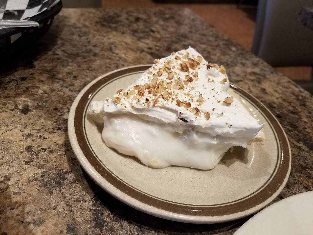 Burtons Cafe | restaurant | 13427 Ewing Rd, Whittington, IL 62897, USA | 6186292515 OR +1 618-629-2515