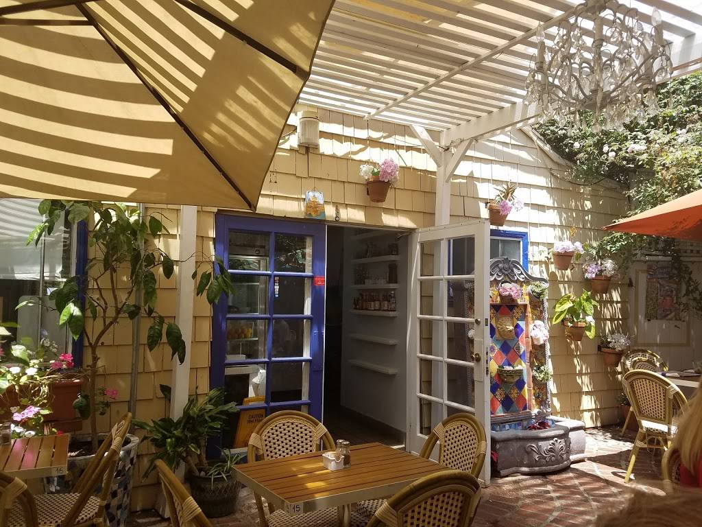 MATTHEWS GARDEN CAFE | cafe | 859 N Swarthmore Ave, Pacific Palisades, CA 90272, USA | 3105739777 OR +1 310-573-9777