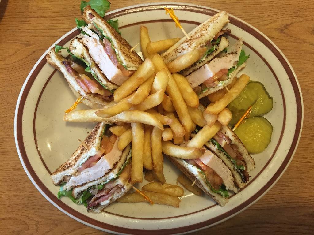 Pauls Restaurant | restaurant | 1800 Broadway St, Vancouver, WA 98663, USA | 3606943552 OR +1 360-694-3552