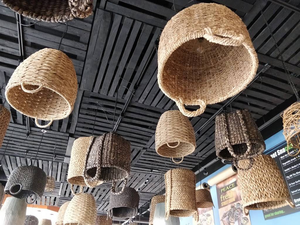 2941 Street Food - Midtown | restaurant | 4219 Woodward Ave, Detroit, MI 48201, USA | 3133383466 OR +1 313-338-3466