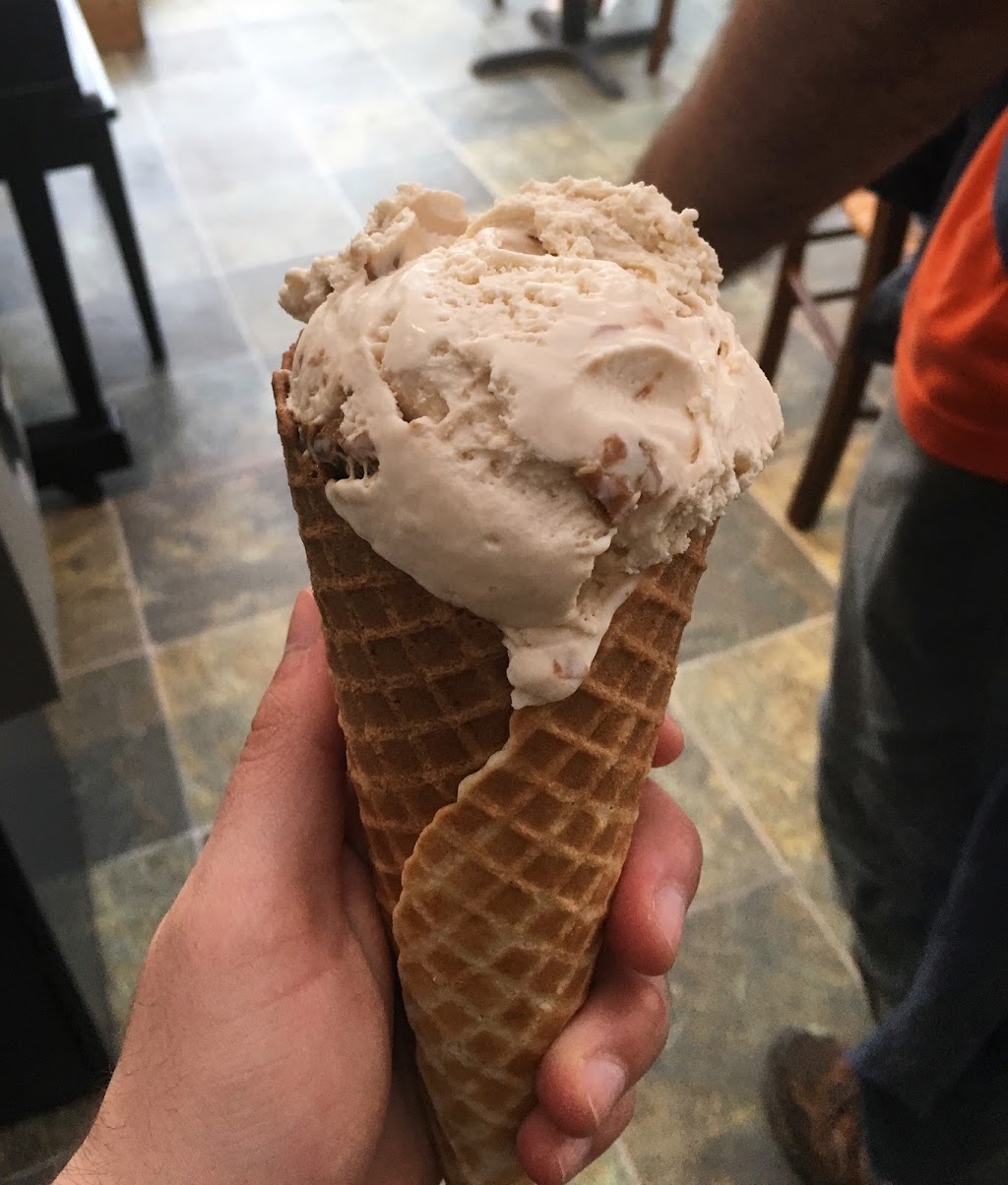 Colonial Pottery & Creamery | meal takeaway | 701 N Franklin St #1303, Watkins Glen, NY 14891, USA | 6075357545 OR +1 607-535-7545