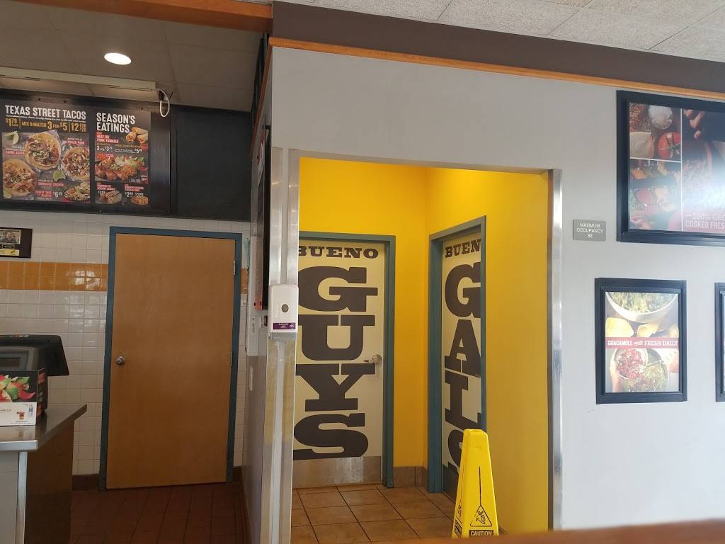 Taco Bueno | restaurant | 7940 N Central Expy, Dallas, TX 75206, USA | 2143611124 OR +1 214-361-1124