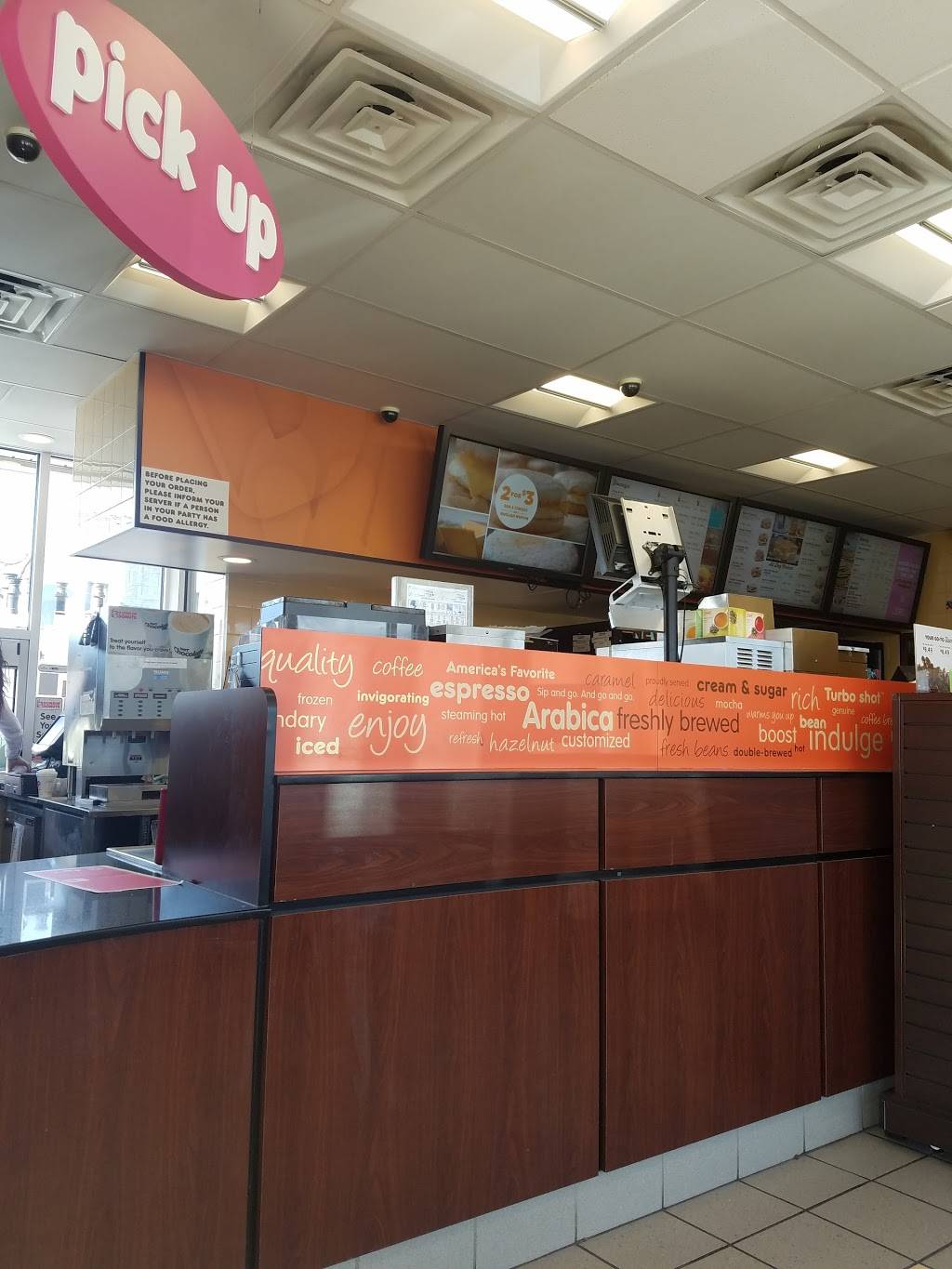 Dunkin | bakery | 634 Centre St, Brockton, MA 02302, USA | 5084275730 OR +1 508-427-5730