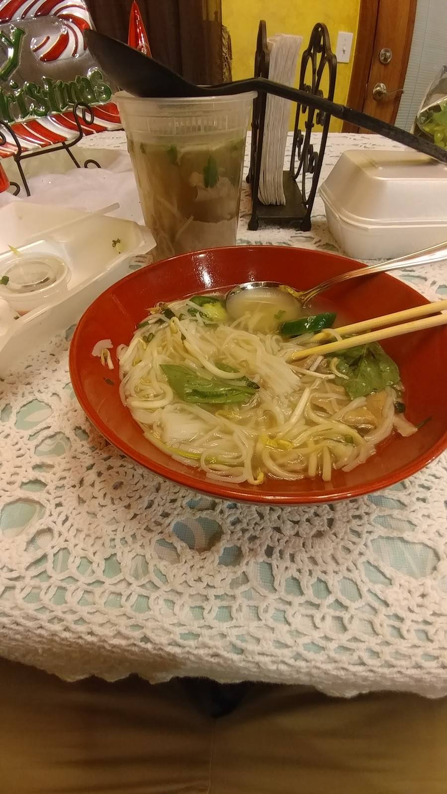 Pho Toan | restaurant | 2137 W Edmond Rd, Edmond, OK 73003, USA | 4052857392 OR +1 405-285-7392