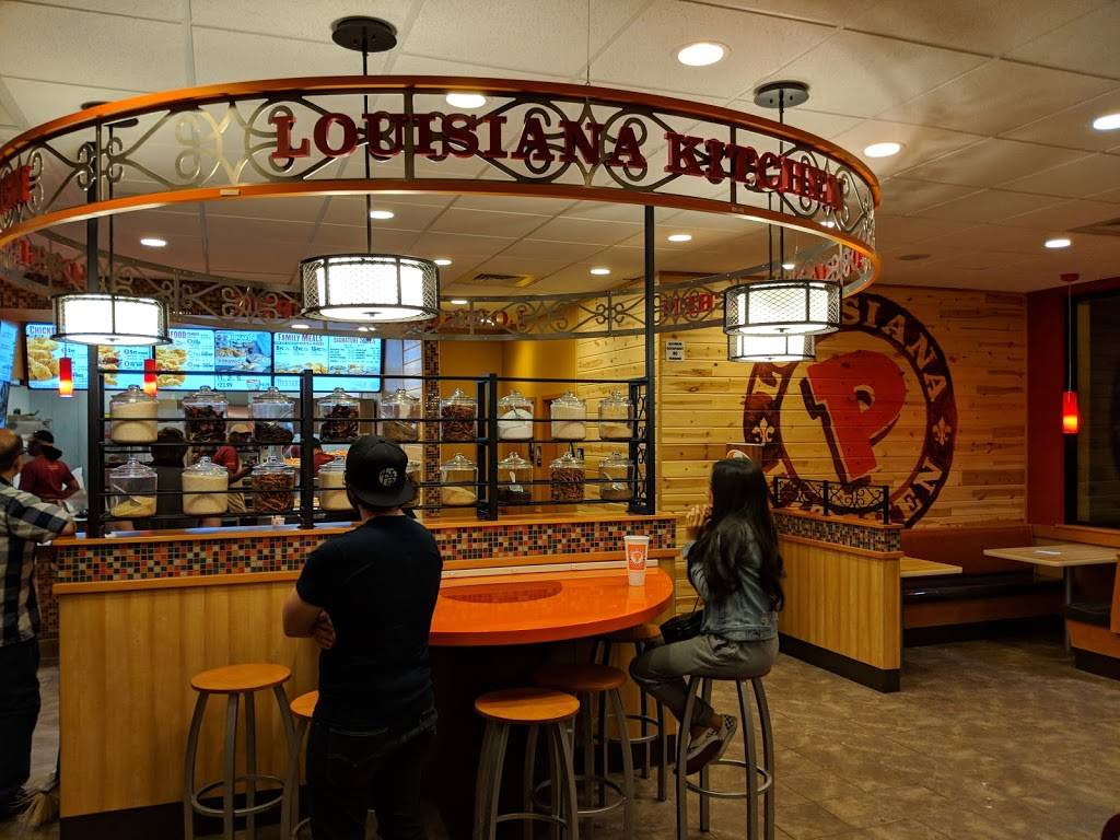 Popeyes Louisiana Kitchen | restaurant | 12844 Day St, Moreno Valley, CA 92507, USA | 9516531677 OR +1 951-653-1677