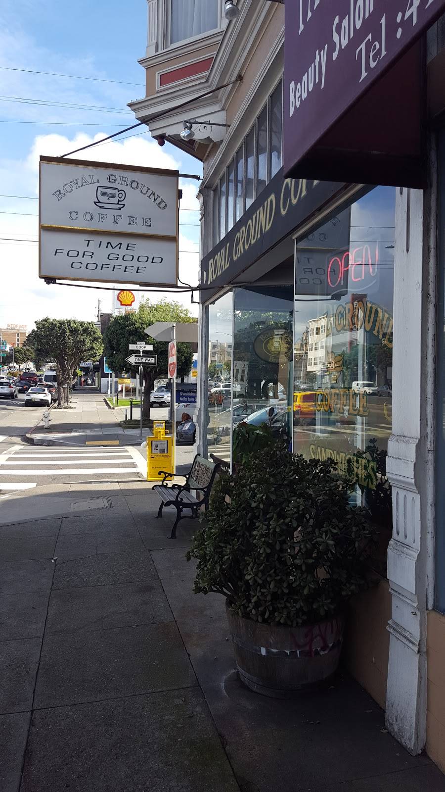Royal Ground Coffee | cafe | 3101 Geary Blvd, San Francisco, CA 94118, USA | 4153862057 OR +1 415-386-2057