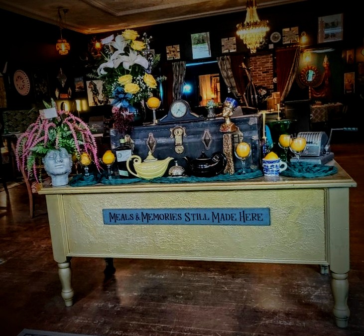 The Vault Nosherie | restaurant | 101 Main St, Gorham, NH 03581, USA | 6036316313 OR +1 603-631-6313