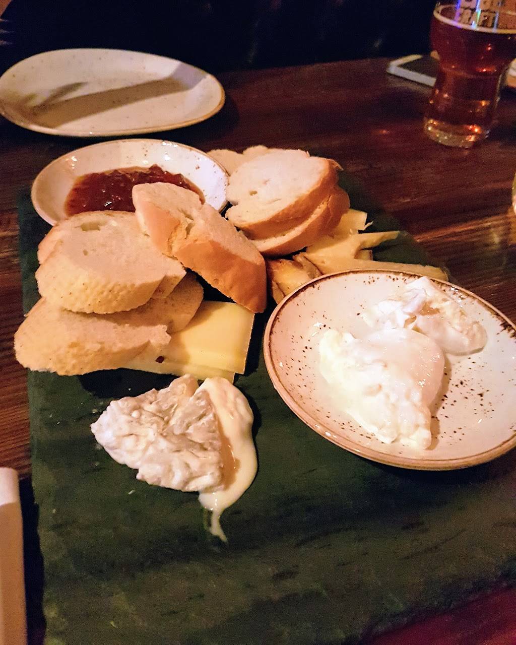 Liberty Craft House | restaurant | 346 E College Ave, State College, PA 16801, USA | 8149544923 OR +1 814-954-4923