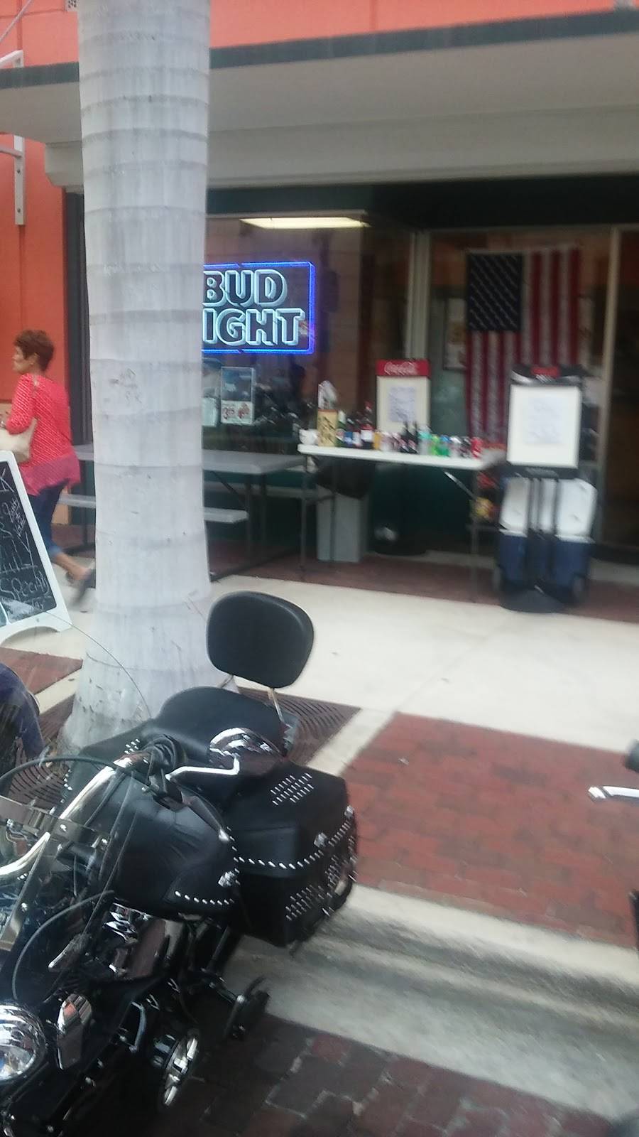 Wise Guys | meal takeaway | 2117 W First St, Fort Myers, FL 33901, USA | 2393328802 OR +1 239-332-8802