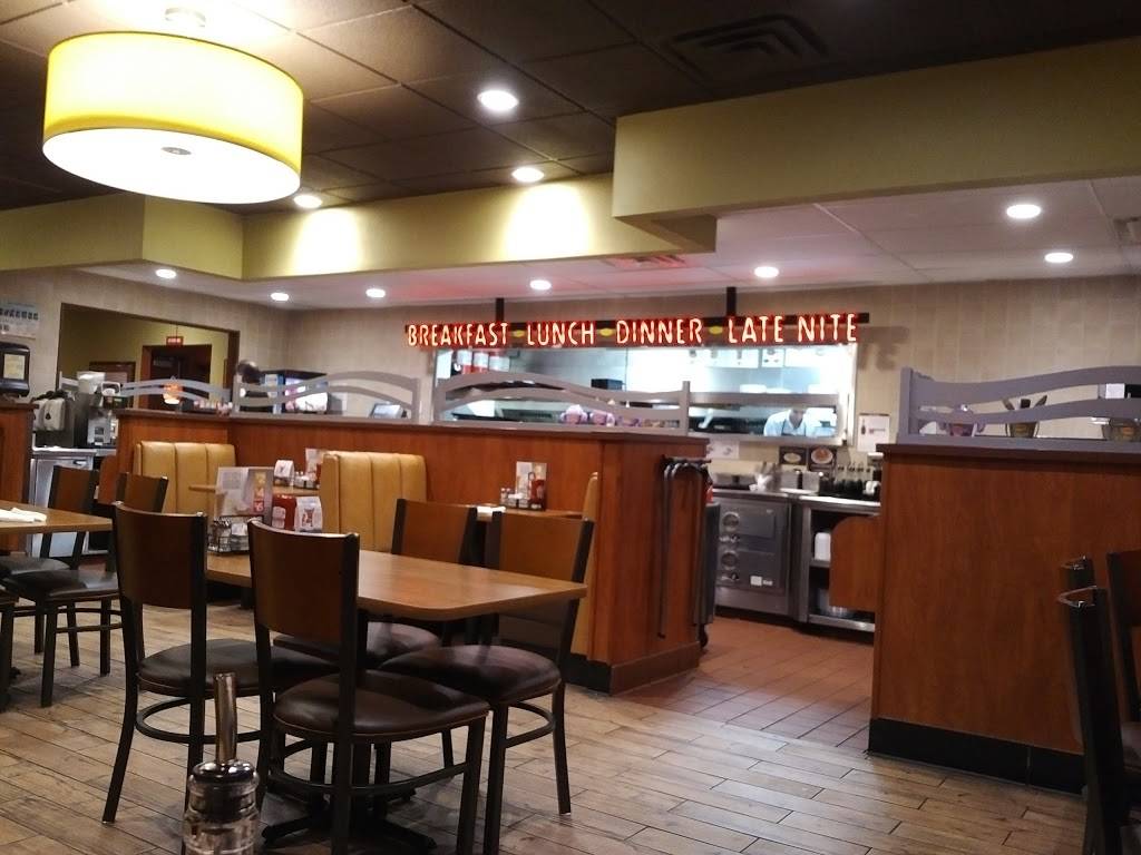 Dennys | restaurant | 3543 Jim Wright Fwy, Lake Worth, TX 76135, USA | 8176259232 OR +1 817-625-9232