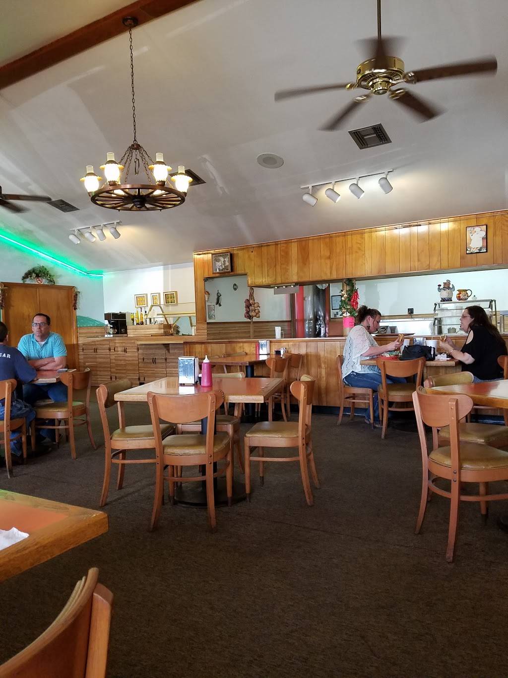 Tonys Country Kitchen | restaurant | 1911 Aldine Bender Rd, Houston, TX 77032, USA | 2815902121 OR +1 281-590-2121