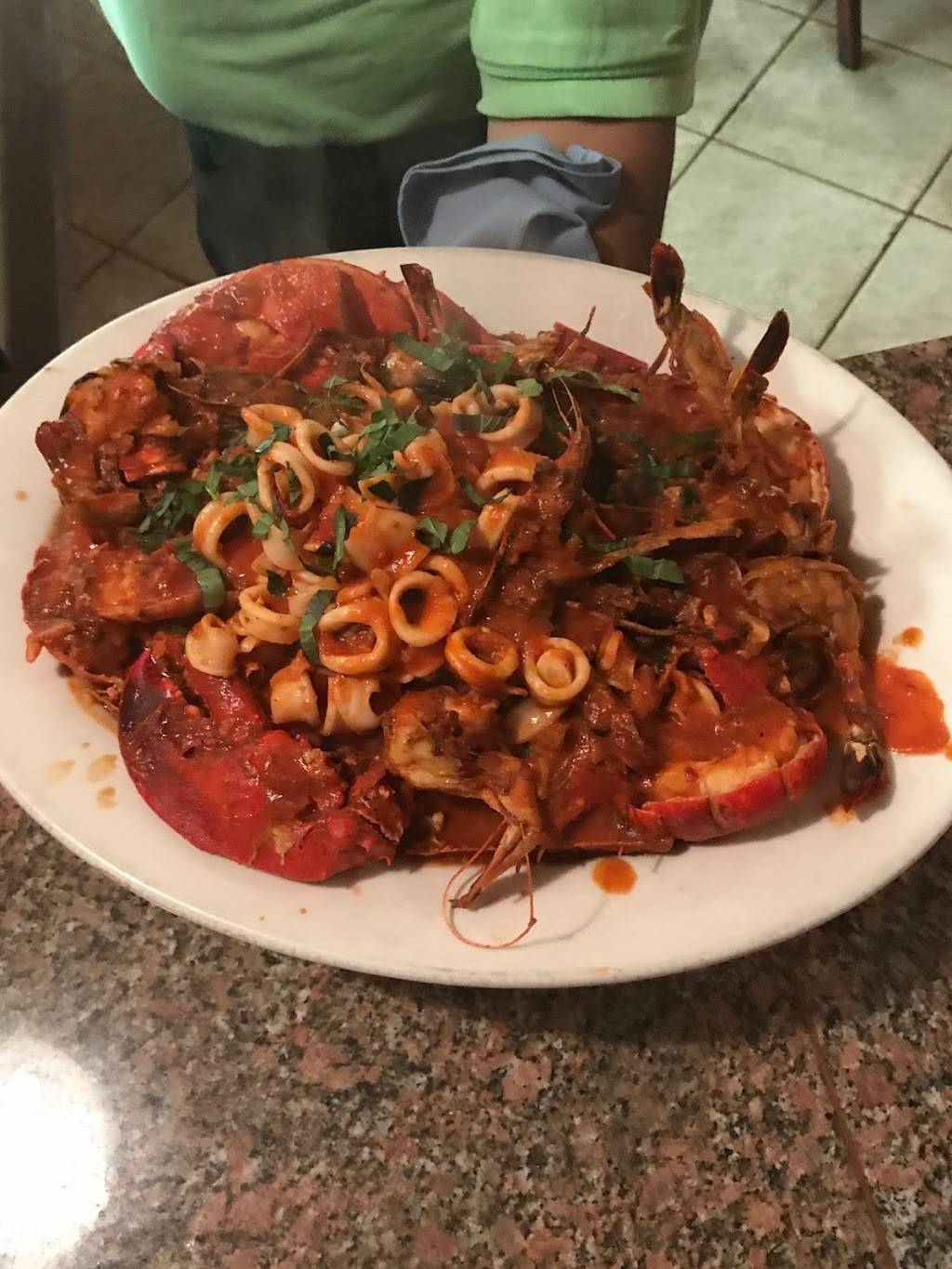 Centro Cucina | restaurant | 43 Glen Cove Rd C, Greenvale, NY 11548, USA | 5164843880 OR +1 516-484-3880