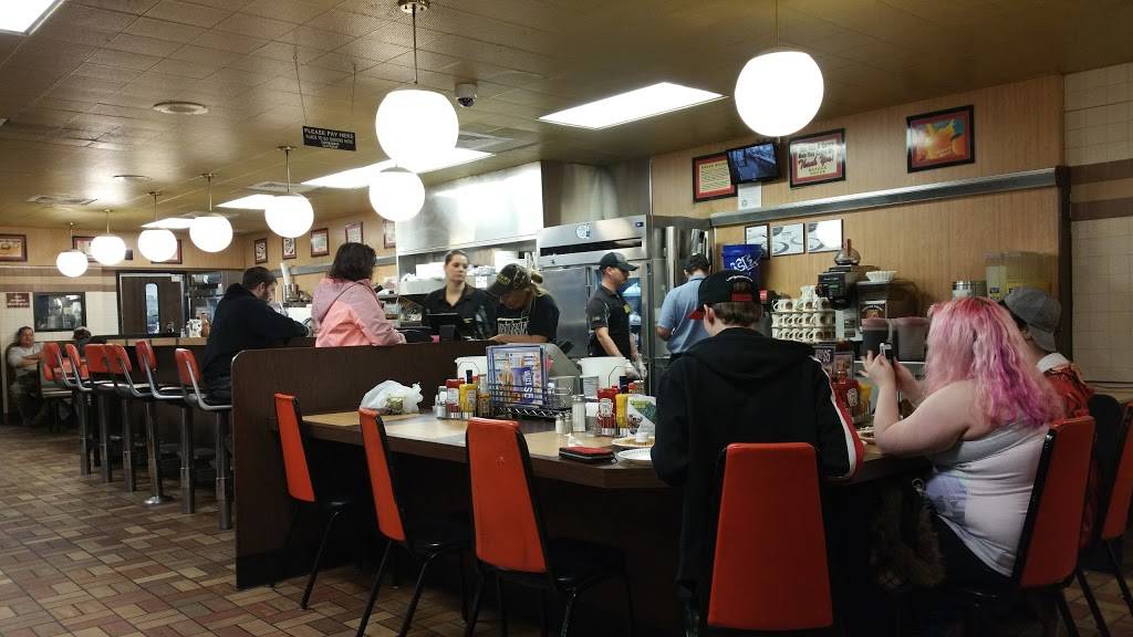 Waffle House | meal takeaway | 705 N Main St, Greer, SC 29651, USA | 8649680498 OR +1 864-968-0498