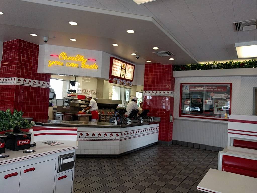 In-N-Out Burger | restaurant | 1260 W Valley Pkwy, Escondido, CA 92029, USA | 8007861000 OR +1 800-786-1000